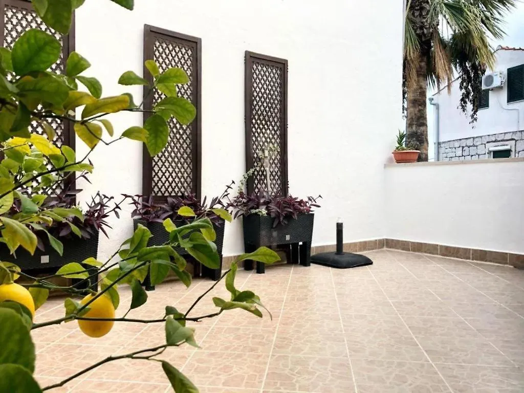 House In Varos سبليت كرواتيا